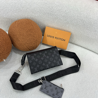LOUİS VUİTTON GASTON WEARABLE