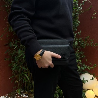 LV Fastline Messenger - Black