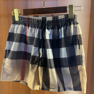 Burberry Premium Deniz Şortu