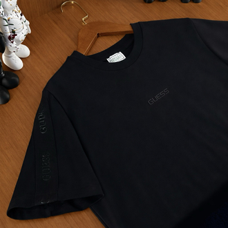 Guess Kol Detaylı Premium T-shirt