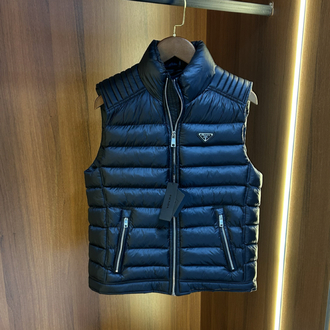 Prada Premium Yelek
