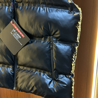Prada Premium Yelek