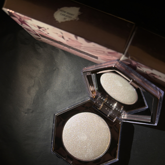 Fenty Beauty Diamond Bomb Higlighter How Many Carats