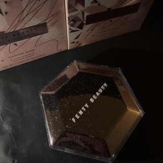 Fenty Beauty Diamond Bomb Higlighter How Many Carats