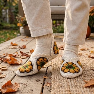 Crochet House Shoes Pattern, Floral Granny Square Slippers PDF