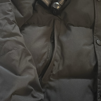 Canada Goose “Down Jacket”
