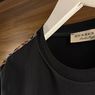 BURBERRY PREMIUM T-SHIRT