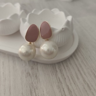 ZAH5- İncili Blush Küpe