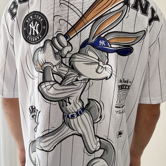 Bugs Bunny Oversize Beyaz Tişört