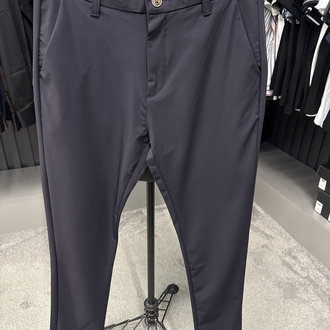 Prada Kırışmayan Kumaş Jogger Pantolon(1355-Lacivert)