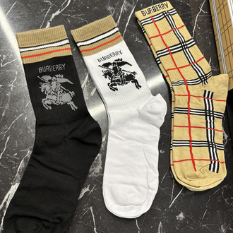Burberry Çorap (6 Çift)