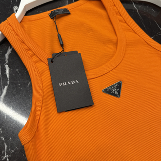 KADIN PRADA Atlet   