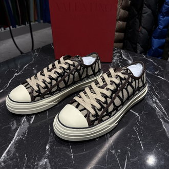 Valentino limited edition Sneakers (İTHAL ÜRÜN)