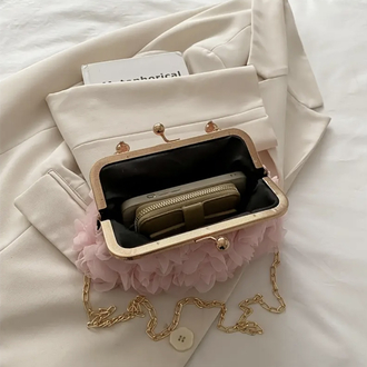 Roselle Pink 3 Boyutlu Gül Detaylı Pembe Çiçekli Tasarım Çanta