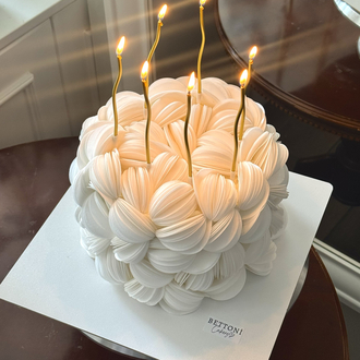 Dreamy Wafer Paper Cake