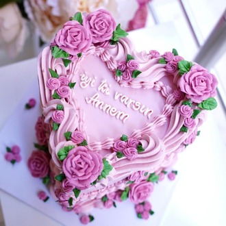 Vintage Cake Purple