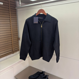 Louis Vuitton Blason Embossed Wool Zip ( Black ) 