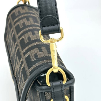 Fendi El Çantası