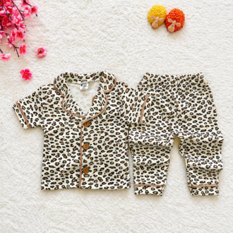 Leopar desenli alt üst bebek pijama takımı