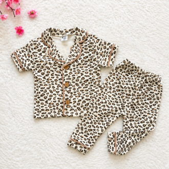 Leopar desenli alt üst bebek pijama takımı
