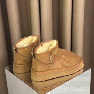 Ugg Bot Taba