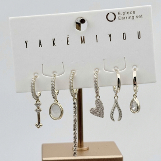 Yakemiou 6 parça Premium Çoklu Küpe Seti