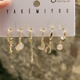 Yakemiou 6 parça Premium Çoklu Küpe Seti