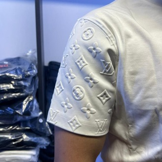 LV White Signature Edition