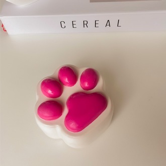 Pembe Hayvan Patisi Figürlü Çilek Kokulu Soya Mumu