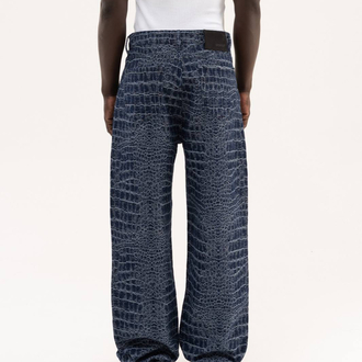 M-Alligator details