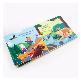 Bizzy Bear - Camping Trip Hareketli kitap 
