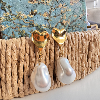 Amoré Pearl Earrings 