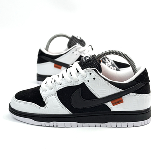NİKE SB DUNK LOW X TGHTBOOTH