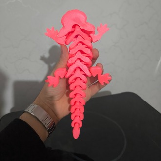 Hareketli Axolotl (Semender) - Eklemli Masaüstü Aksesuarı