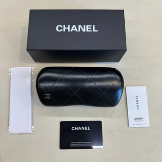 Chanel gözlük kutusu