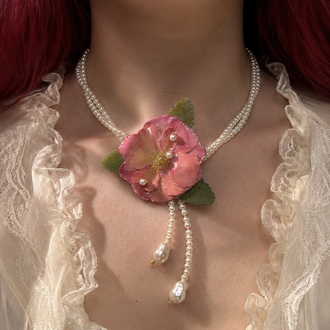 Romantic rose kolye