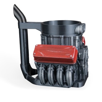 V8 Motor Kola Tutucu – Güç Senin Masanda!
