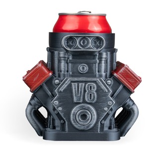V8 Motor Kola Tutucu – Güç Senin Masanda!