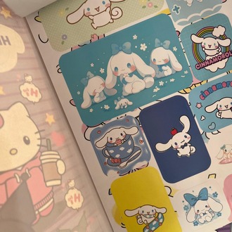 Hello Kitty & Kuromi Sticker Defteri (2)