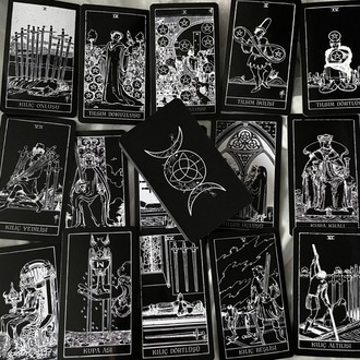 Black & White Tarot