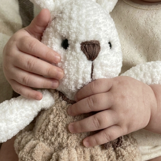 Amigurumi pofuduk uyku arkadaşı tavşan