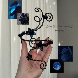 Dark blue flower armcuff ♡︎
