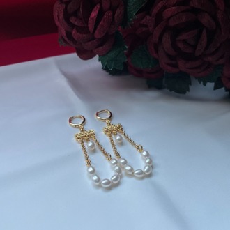 A Kiss In The Air Earrings