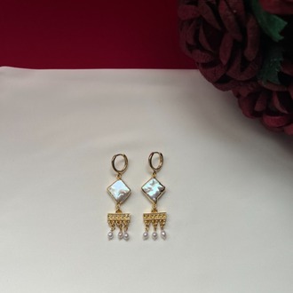 Three Falling Kisses Earrings
