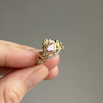 Gold Pembe Taşlı Prenses Yüzük