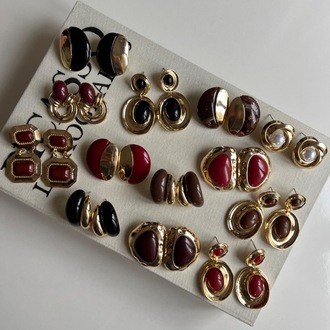 Gold Bordo Detaylı Vintage Küpe