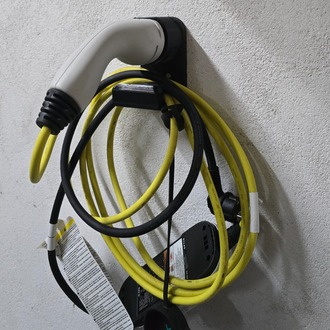 Type 2 EV Şarj Kablosu ve Priz Tutucu | Duvara Montaj Aparatı | Elektrikli Araç Aksesuarı