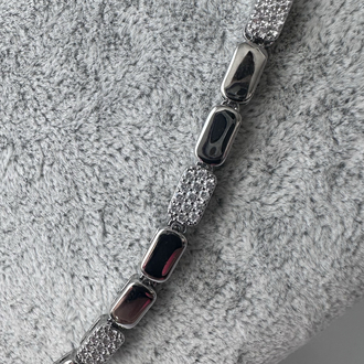 Taşlı silver renk sıralı Kolye