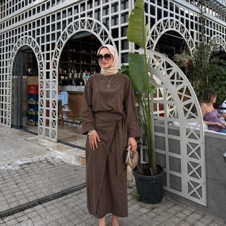 Bağlamalı etekli takım kahve