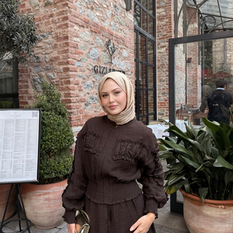 Nora takım kahverengi
